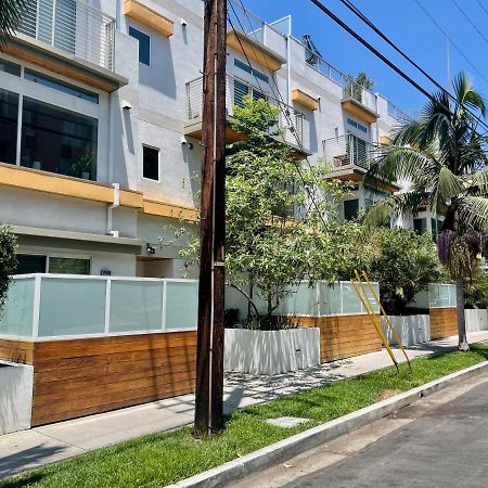 Hollywood'S Suite Los Angeles Bagian luar foto